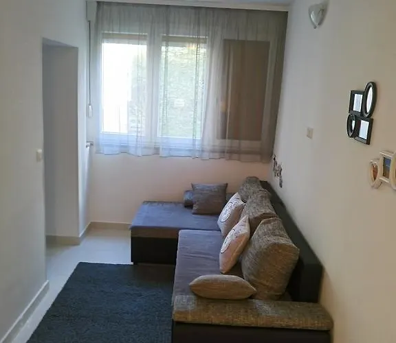 Petra Appartement *