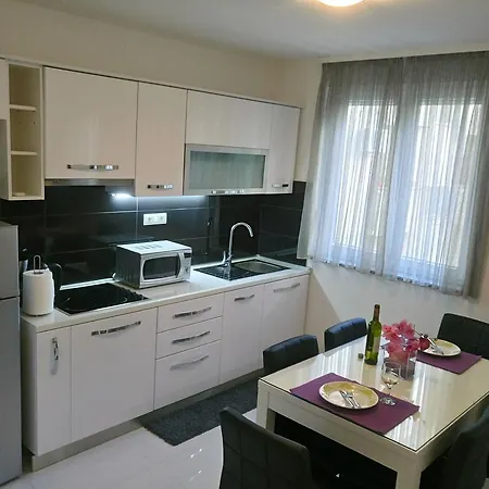 Apartment Petra Zadar